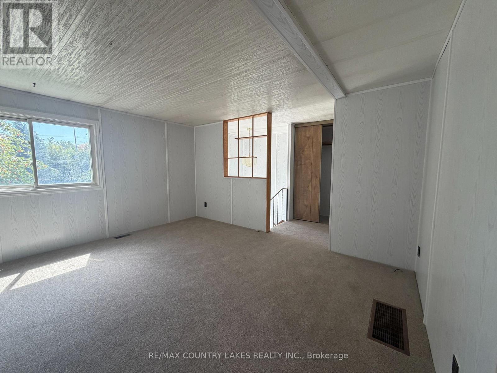 2548 SIMCOE ROAD N - 19