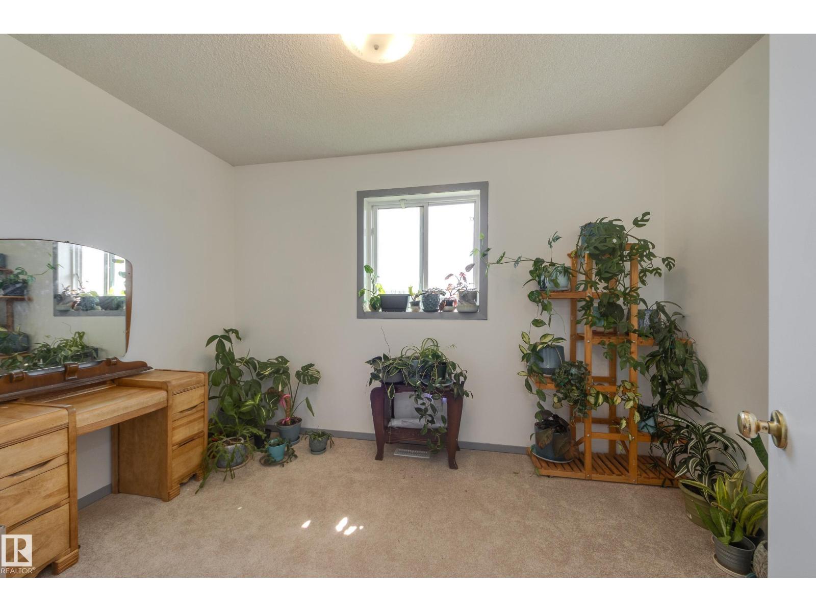 #16 15 Ritchie WY - 22