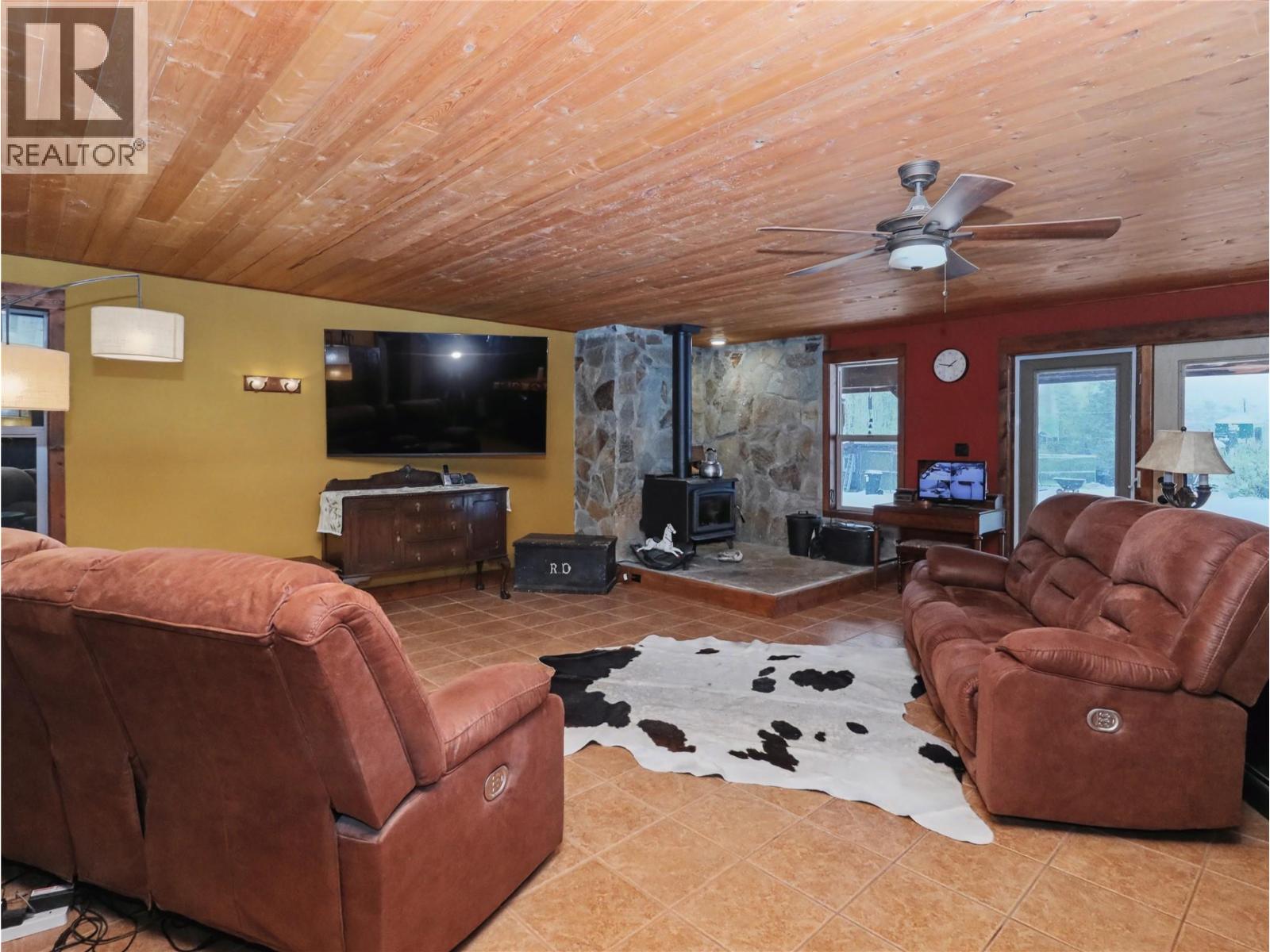 3850 Blythe-Rhone Road, Westbridge