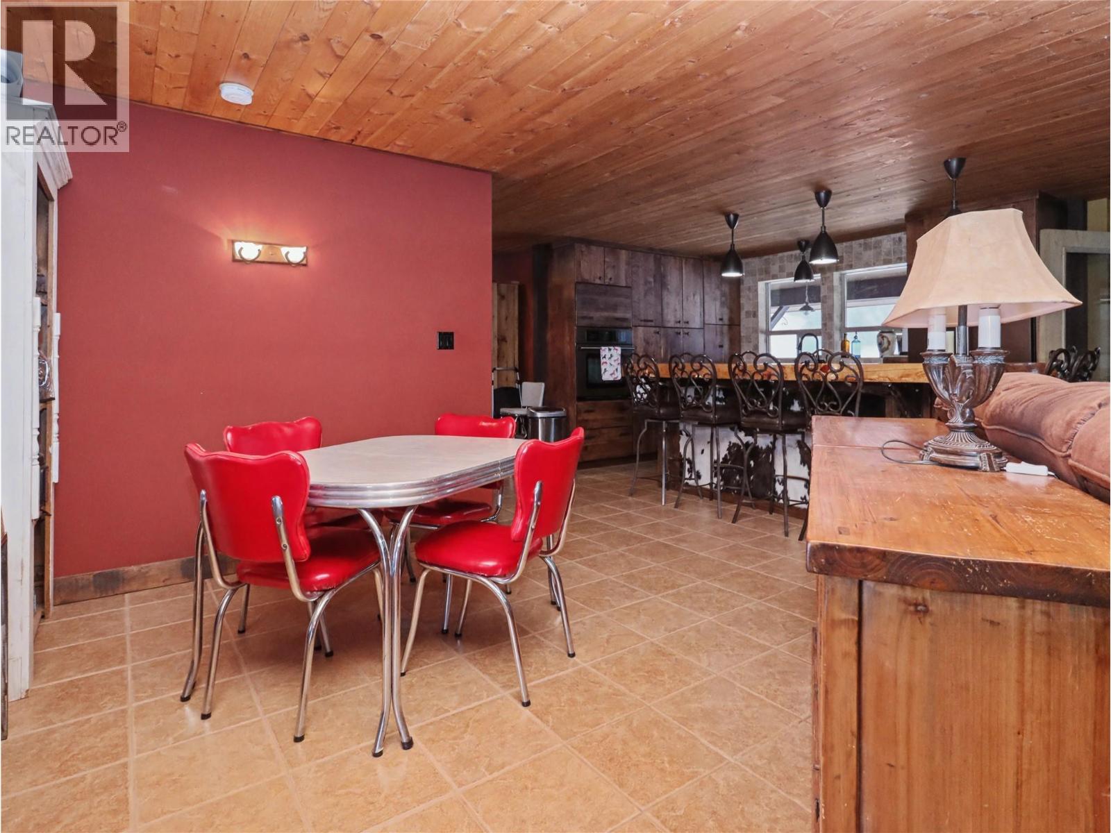 3850 Blythe-Rhone Road, Westbridge