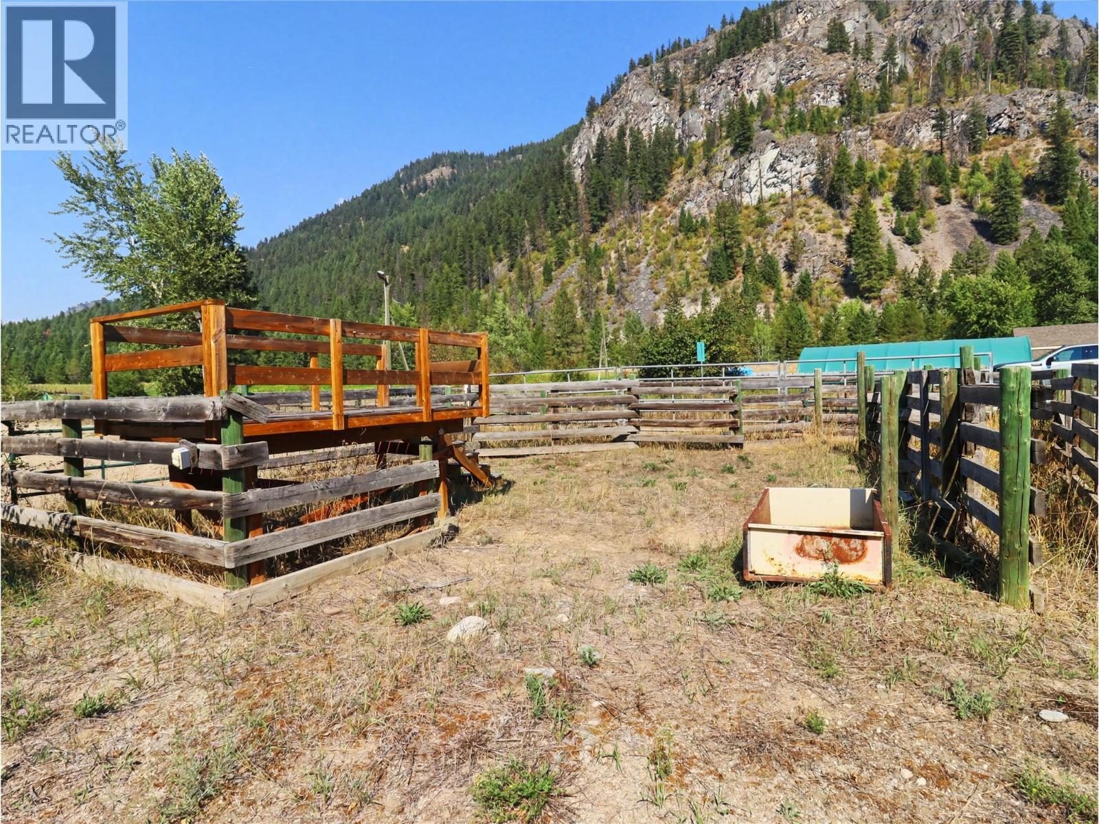 3850 Blythe-Rhone Road, Westbridge