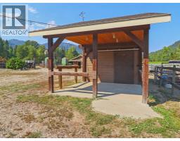 3850 Blythe-rhone Road, Westbridge, BC V0H1Y0 Photo 67
