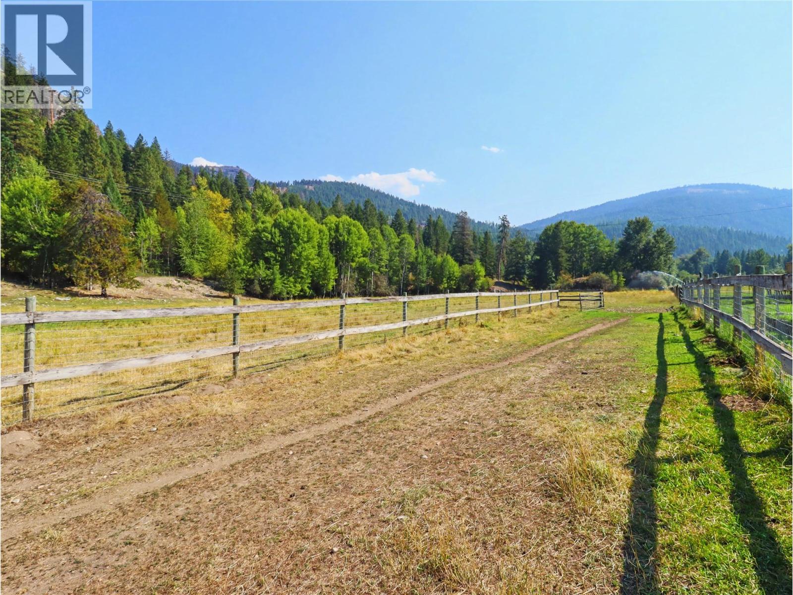 3850 Blythe-Rhone Road, Westbridge