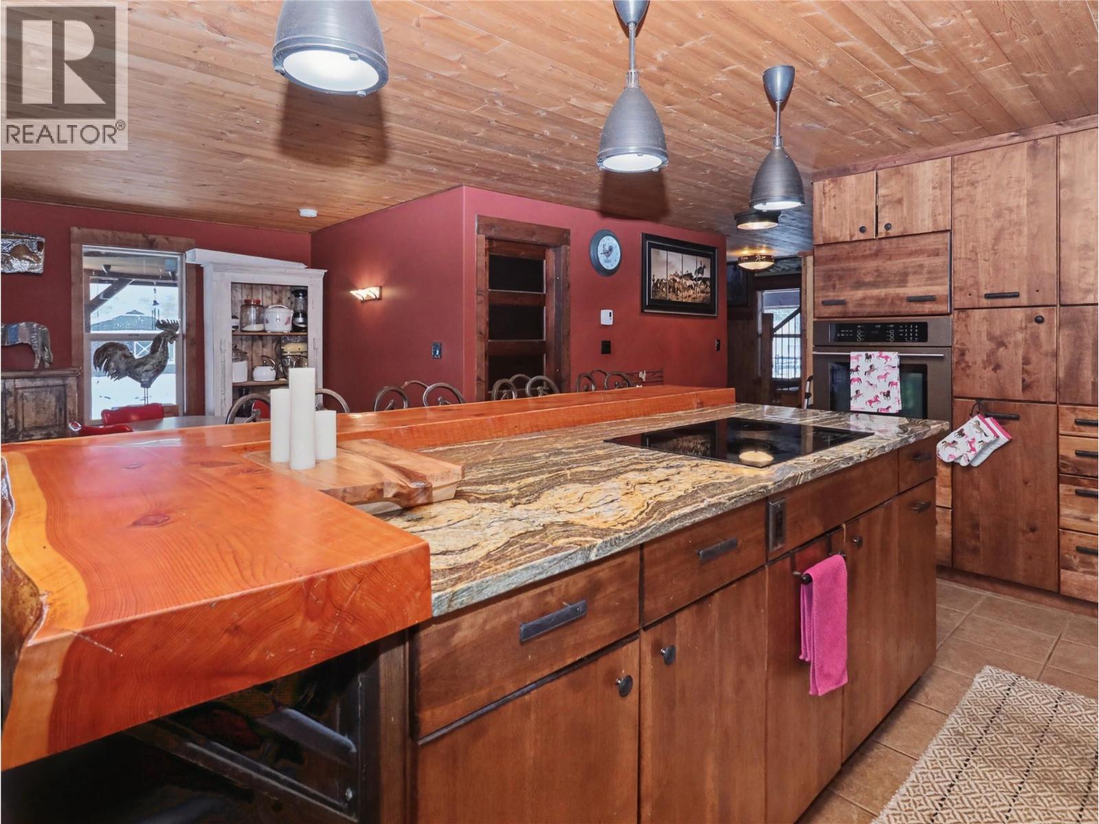 3850 Blythe-Rhone Road, Westbridge
