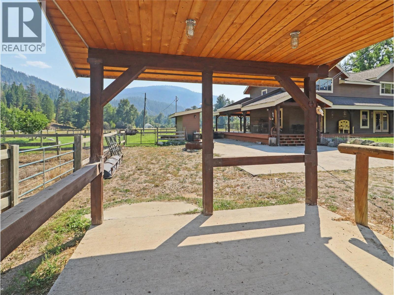 3850 Blythe-Rhone Road, Westbridge