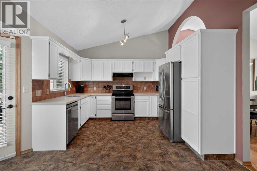 105 Riverview Court SE - 16