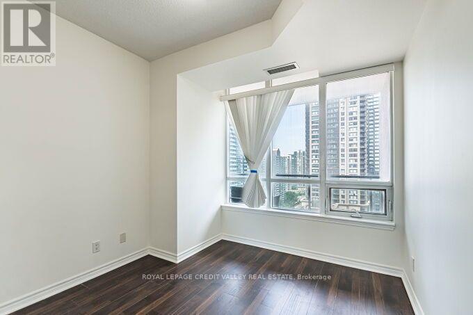 #1706 388 PRINCE OF WALES DRIVE - 24