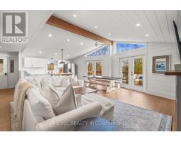 Living room - 300 Green Lane, Whitestone, ON P0A1G0 Photo 6