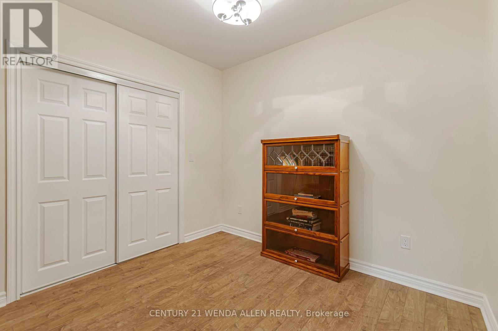 44 ORCHARD DRIVE - Image 32