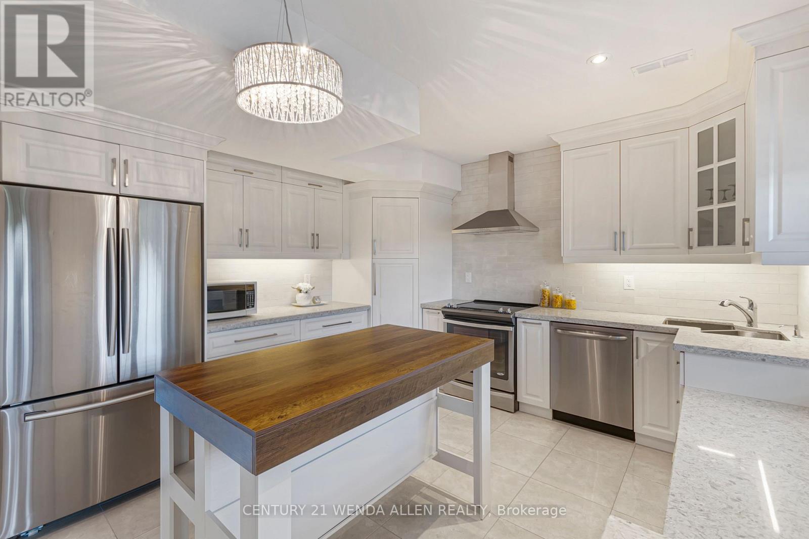 44 ORCHARD DRIVE - 37