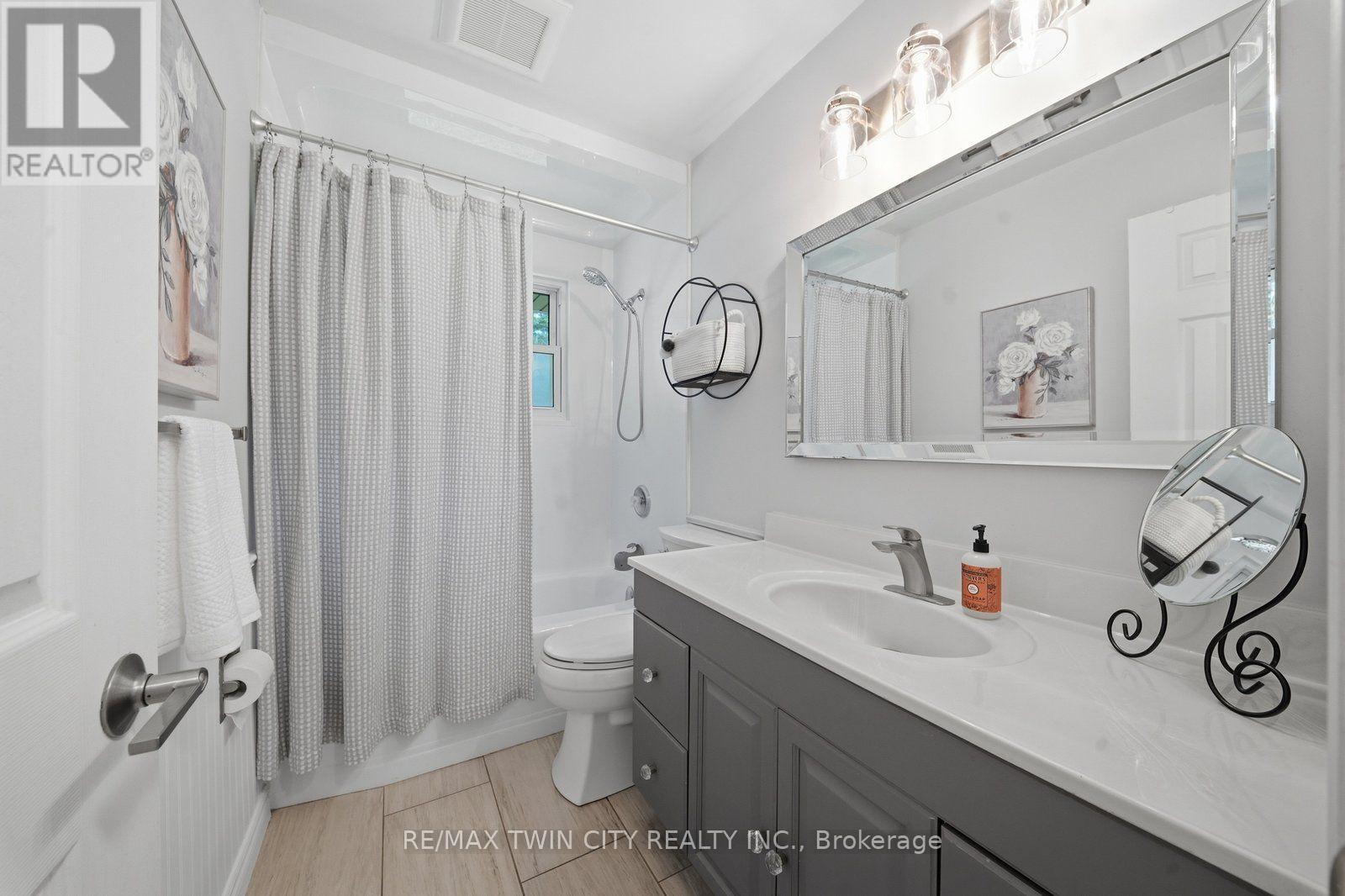 45 WAYNE DRIVE - Image 16