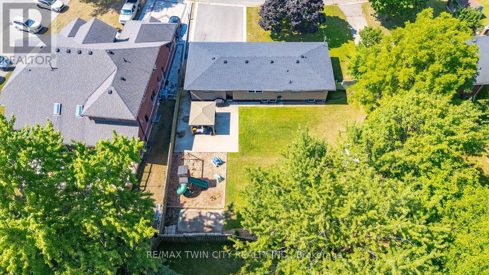 45 WAYNE DRIVE - Image 26