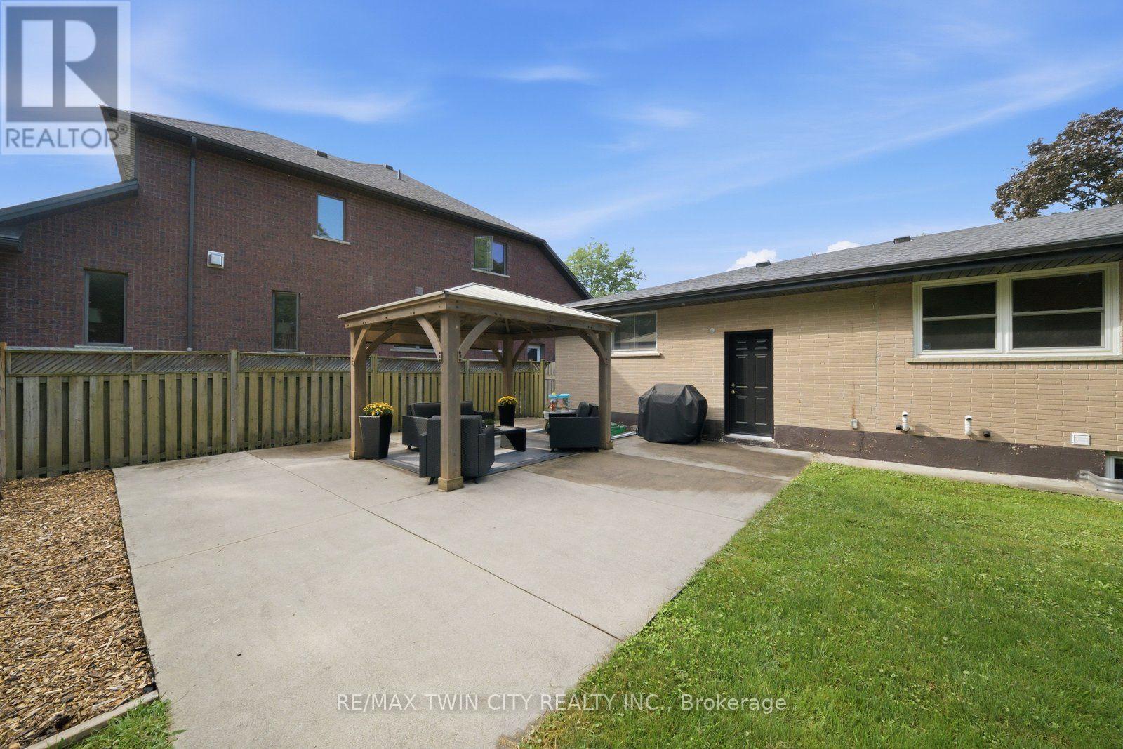 45 WAYNE DRIVE - Image 30
