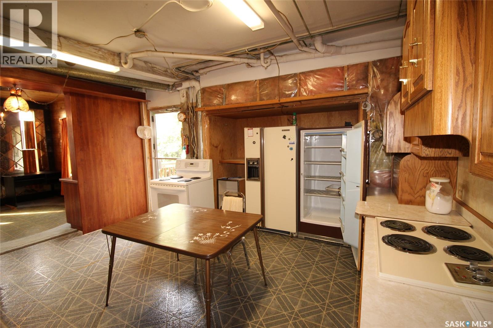 395 2nd STREET W - Image 14