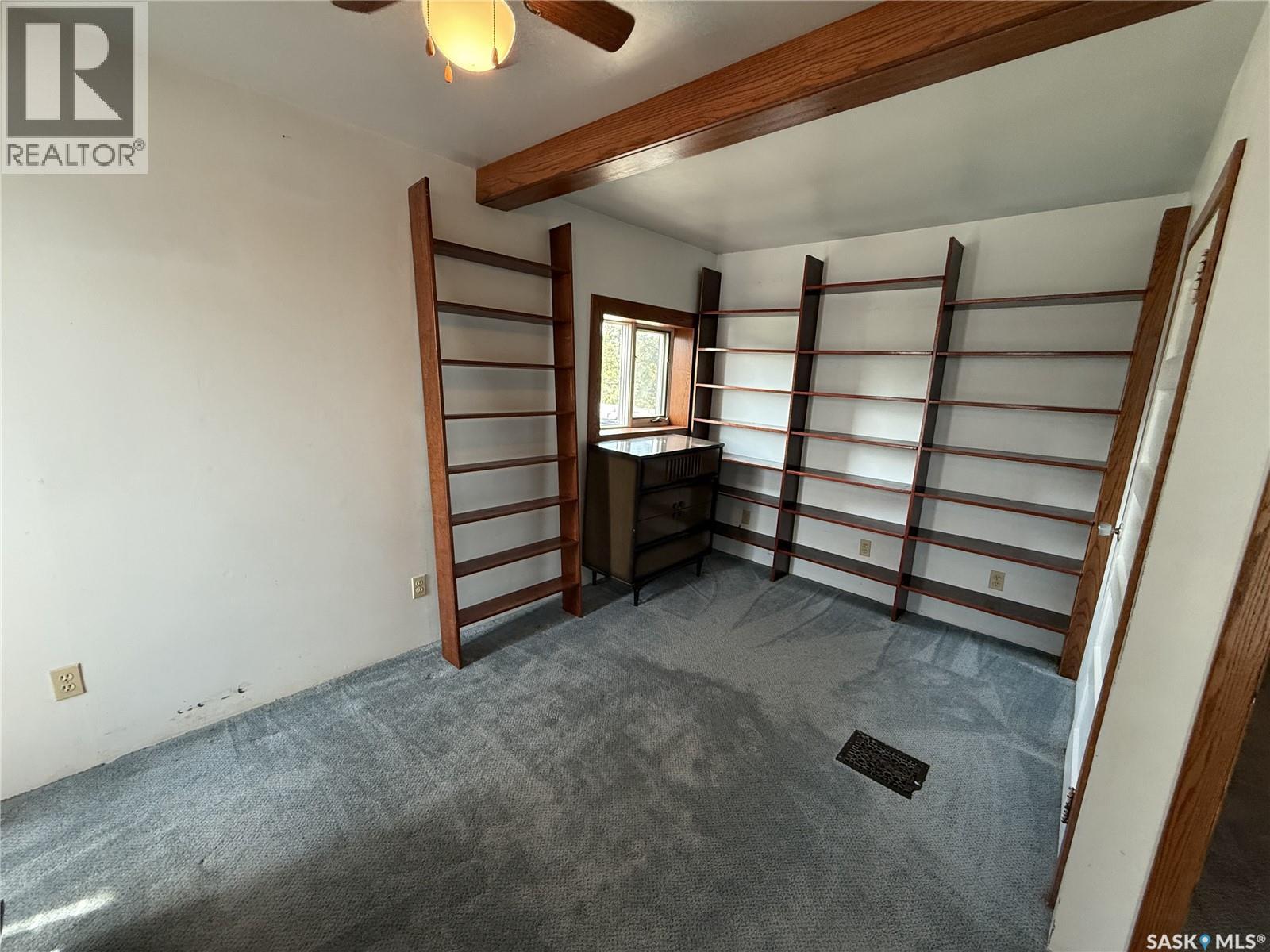 395 2nd STREET W - Image 23