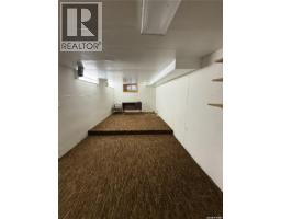 395 2nd Street W, Shaunavon, SK S0N2M0 Photo 27
