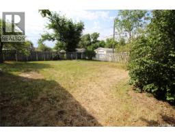 395 2nd Street W, Shaunavon, SK S0N2M0 Photo 31