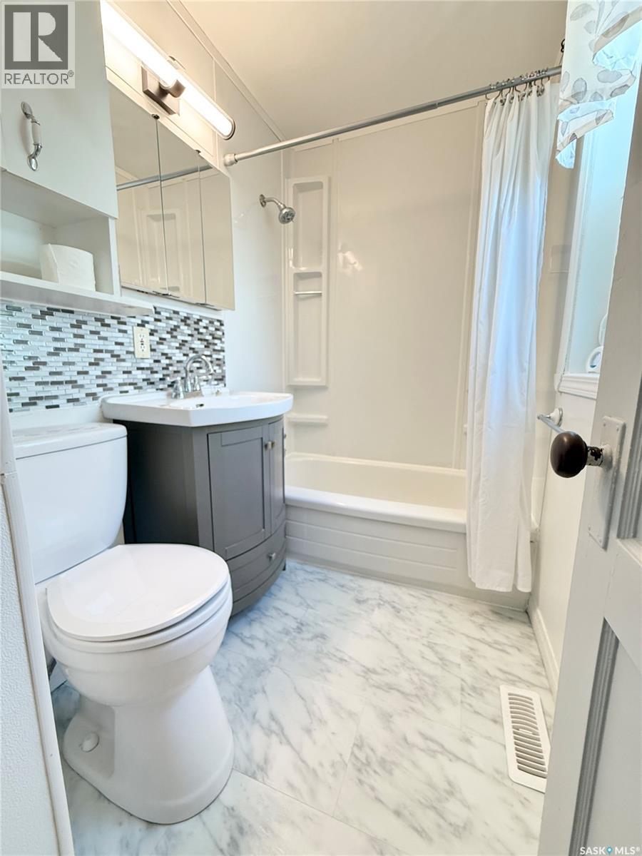 718 4th STREET S - Image 27