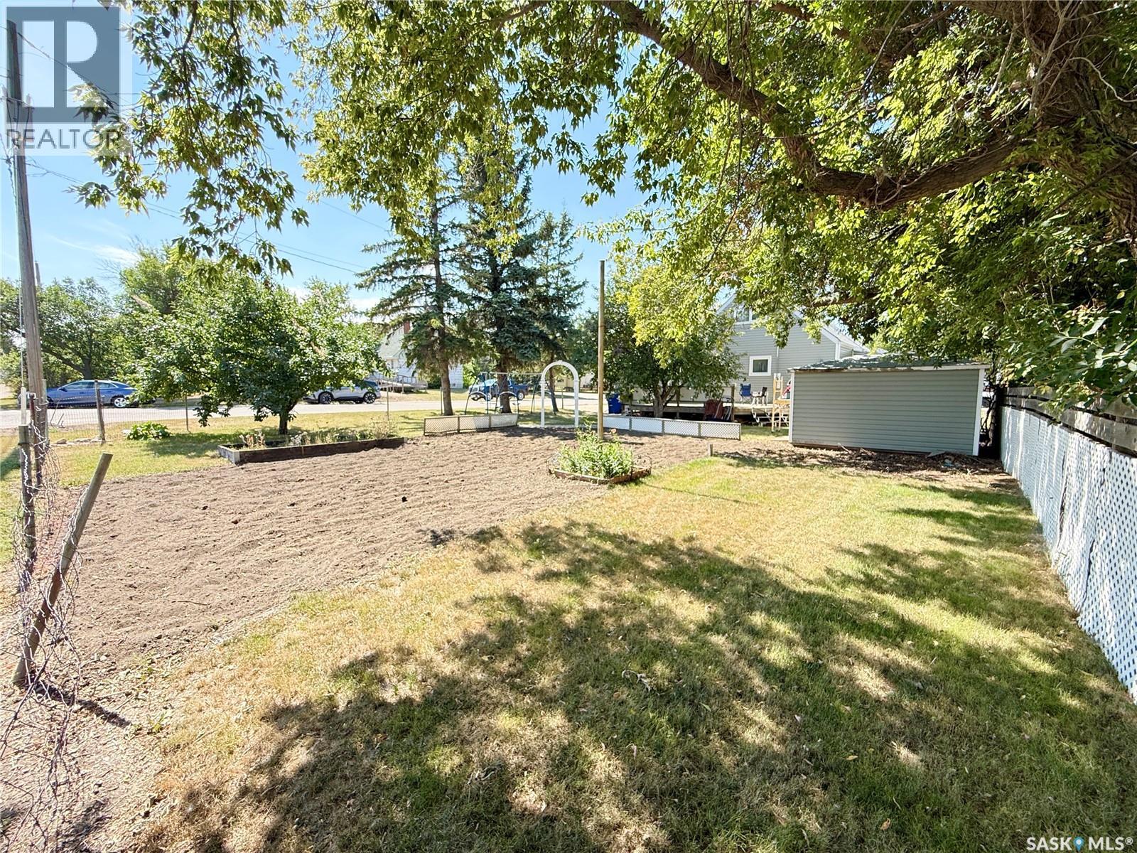718 4th STREET S - Image 6