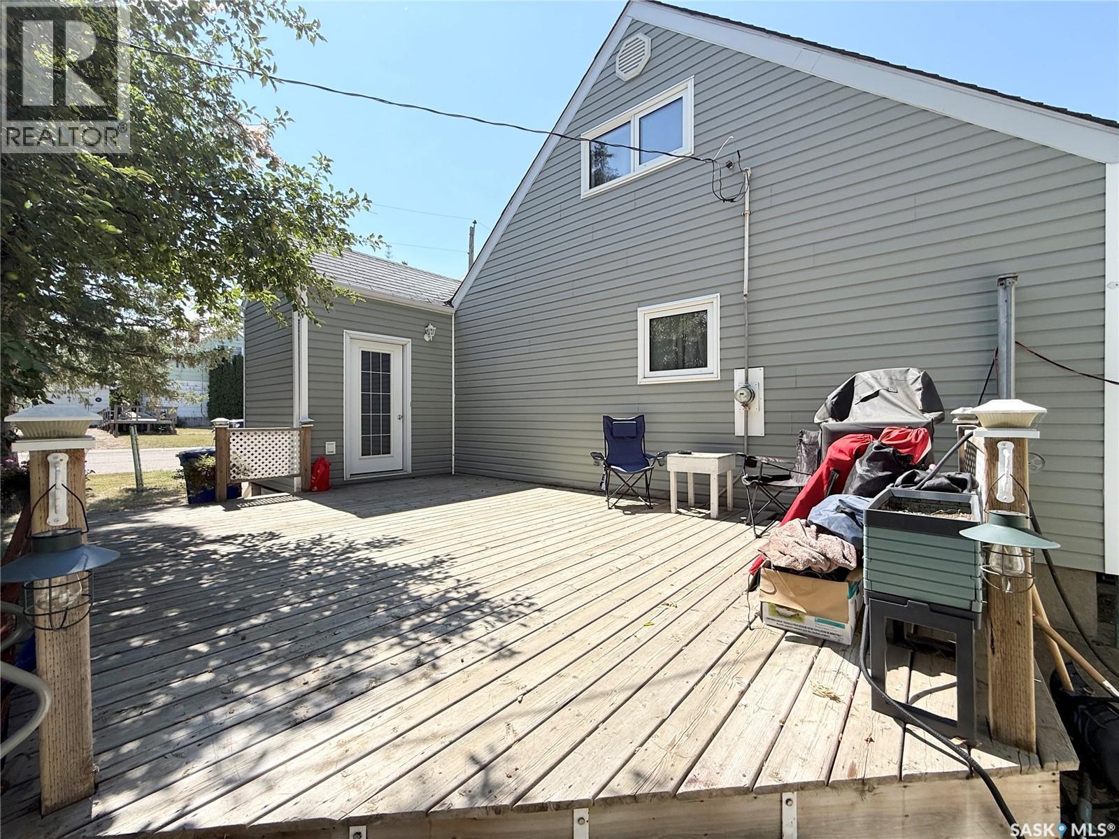 718 4th STREET S - 8