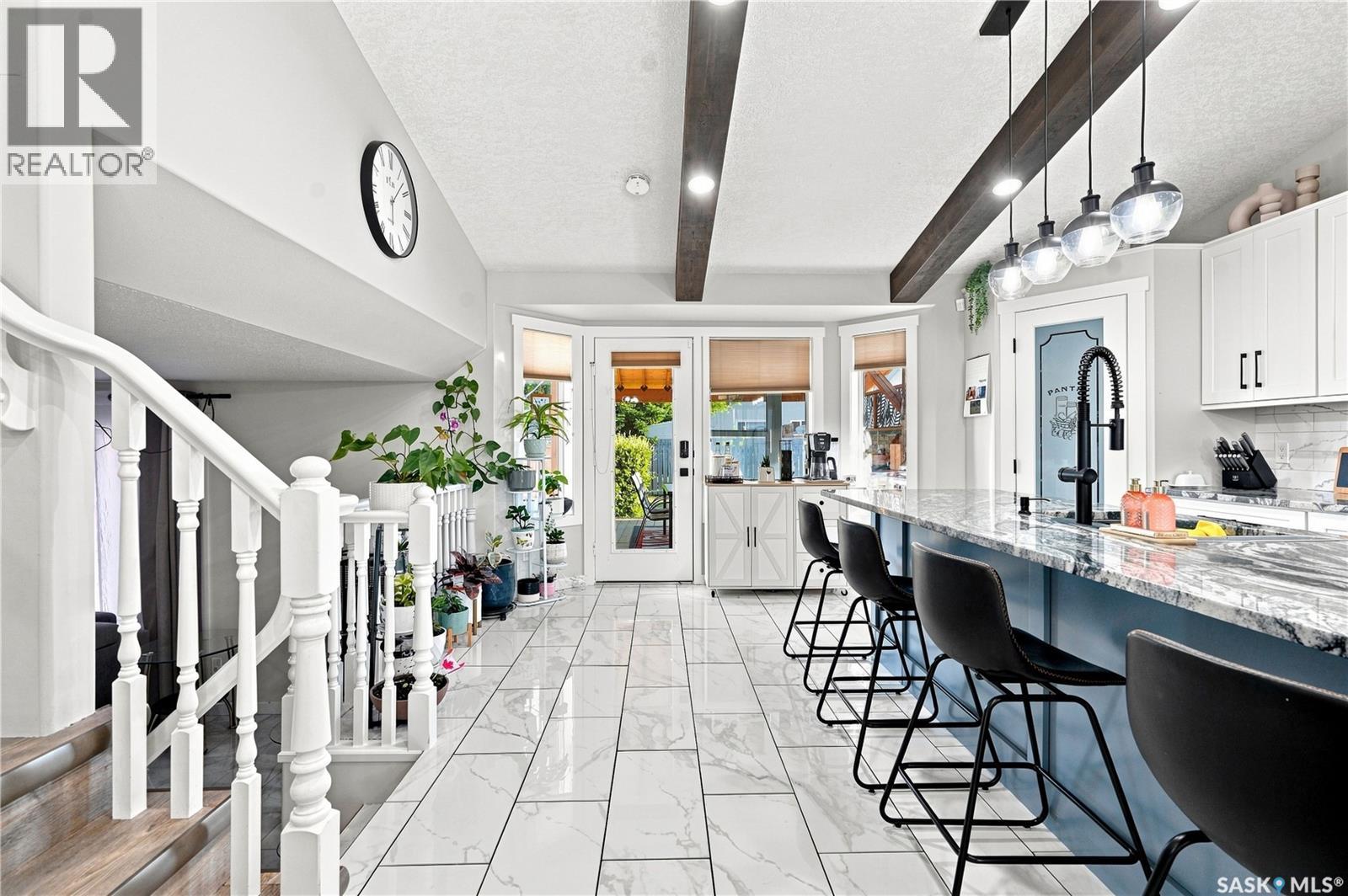 107 Hall CRESCENT - Image 12