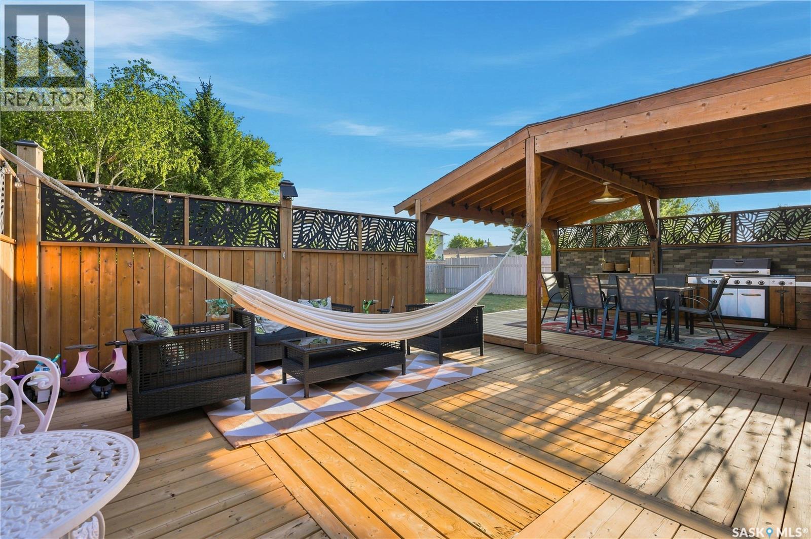 107 Hall CRESCENT - Image 54