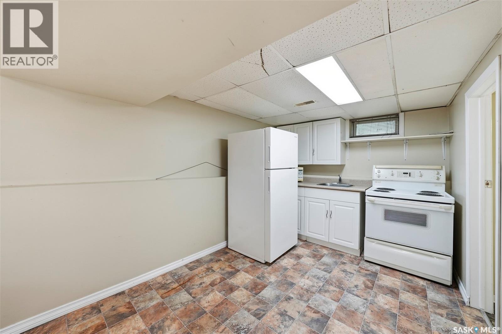 712 5th STREET E - 21