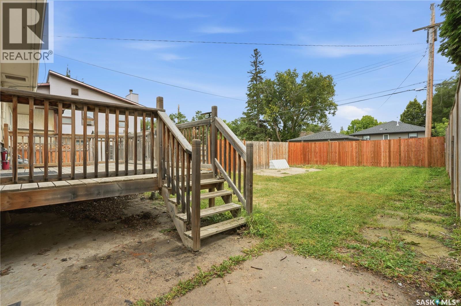 1915 Dufferin AVENUE - Image 43