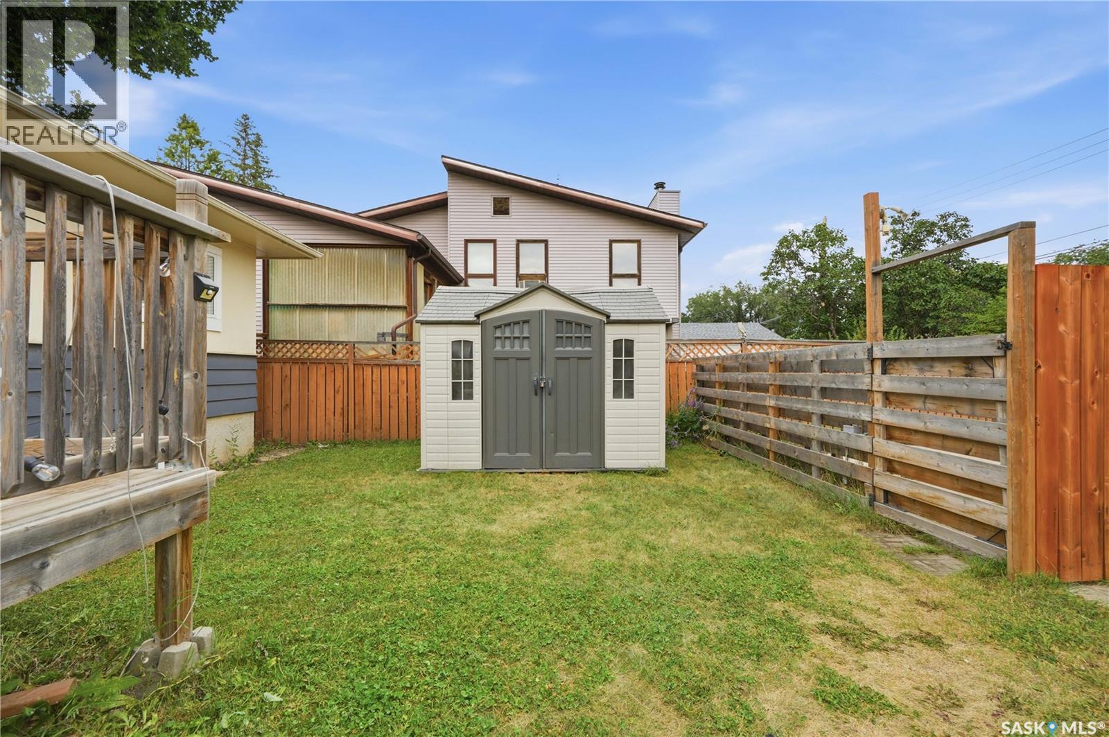 1915 Dufferin AVENUE - Image 49