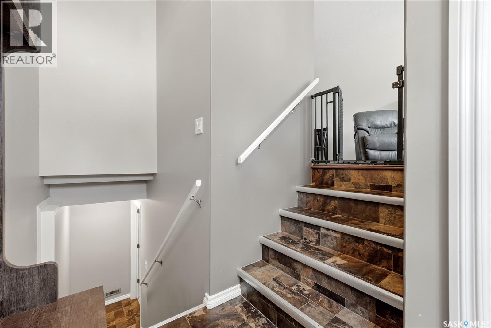 240 Ottawa STREET - 4