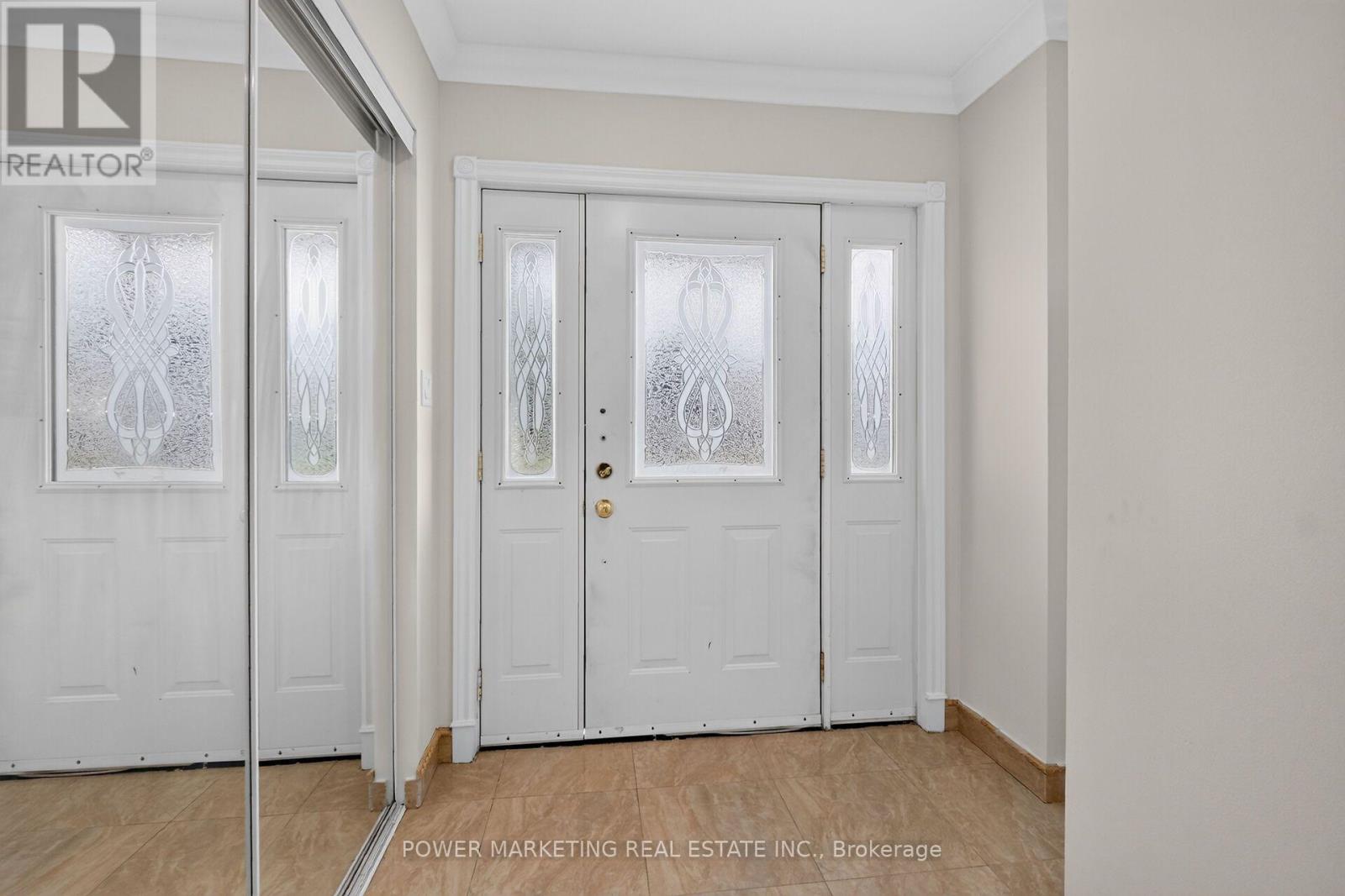 986 LAPORTE STREET - Image 23