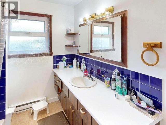 4922 SASKATCHEWAN AVE - Image 12