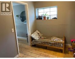 9704 & 9700 Julia Street, Summerland, BC V0H1Z5 Photo 16