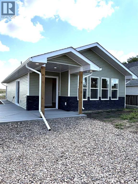 418 Main Street N - 33