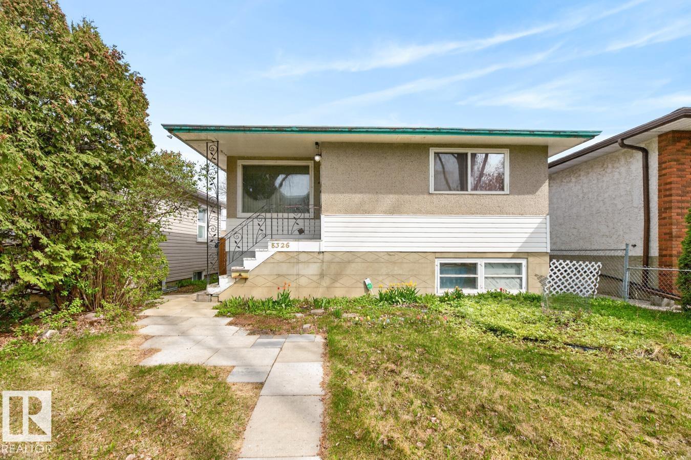 8326 81 AV NW - 1