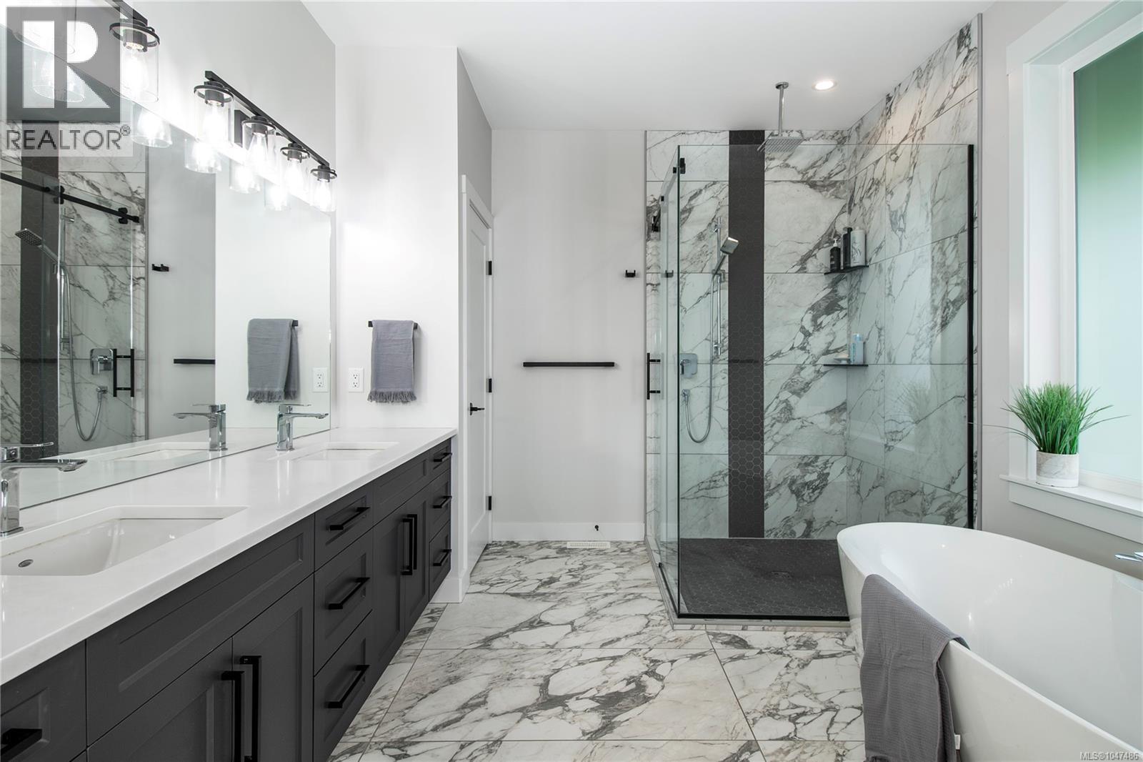 3207 Nathan Pl, Campbell River