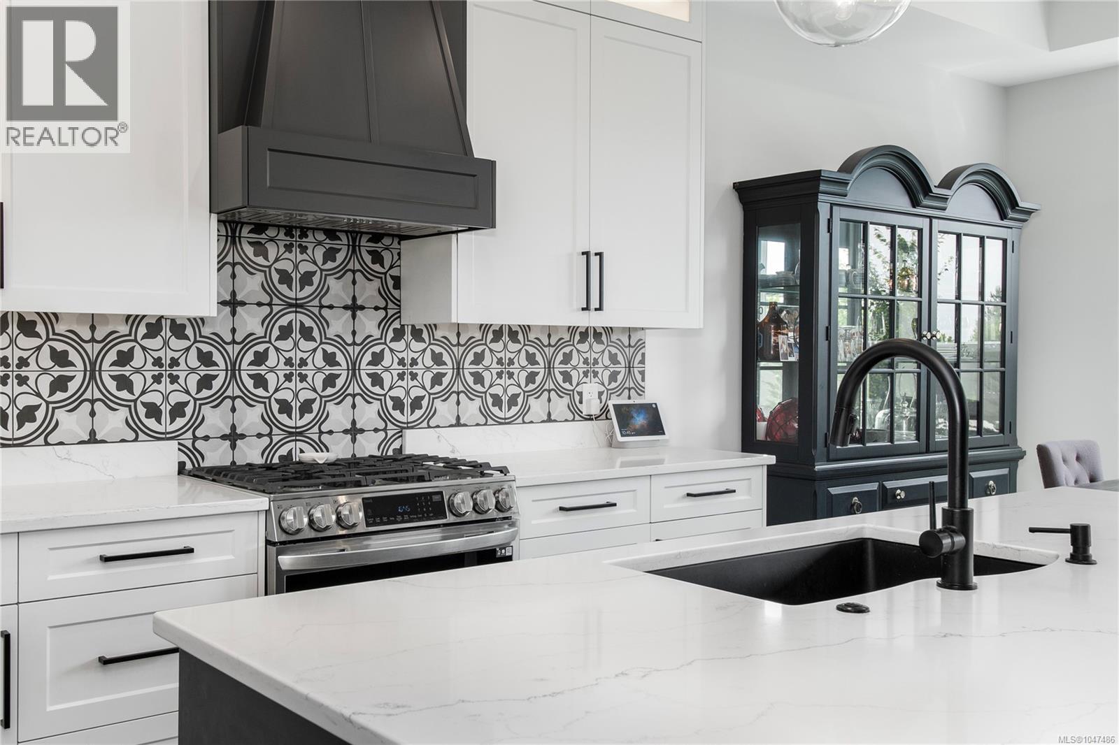 3207 Nathan Pl, Campbell River