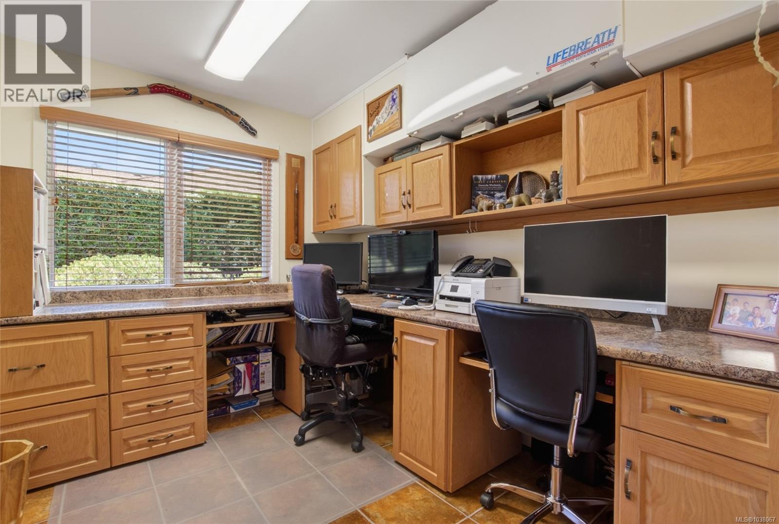 2221 Tarn Pl, Duncan