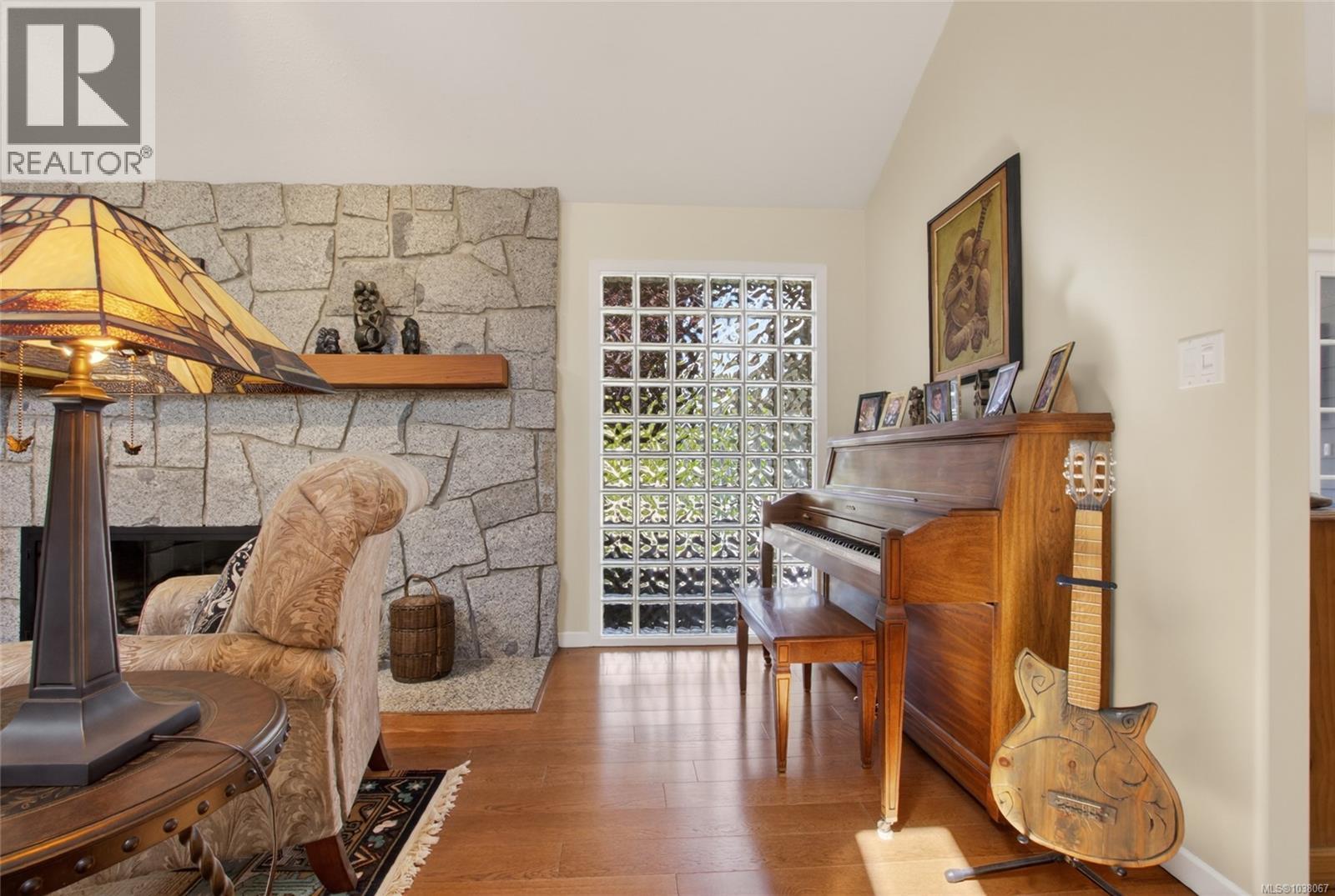 2221 Tarn Pl, Duncan