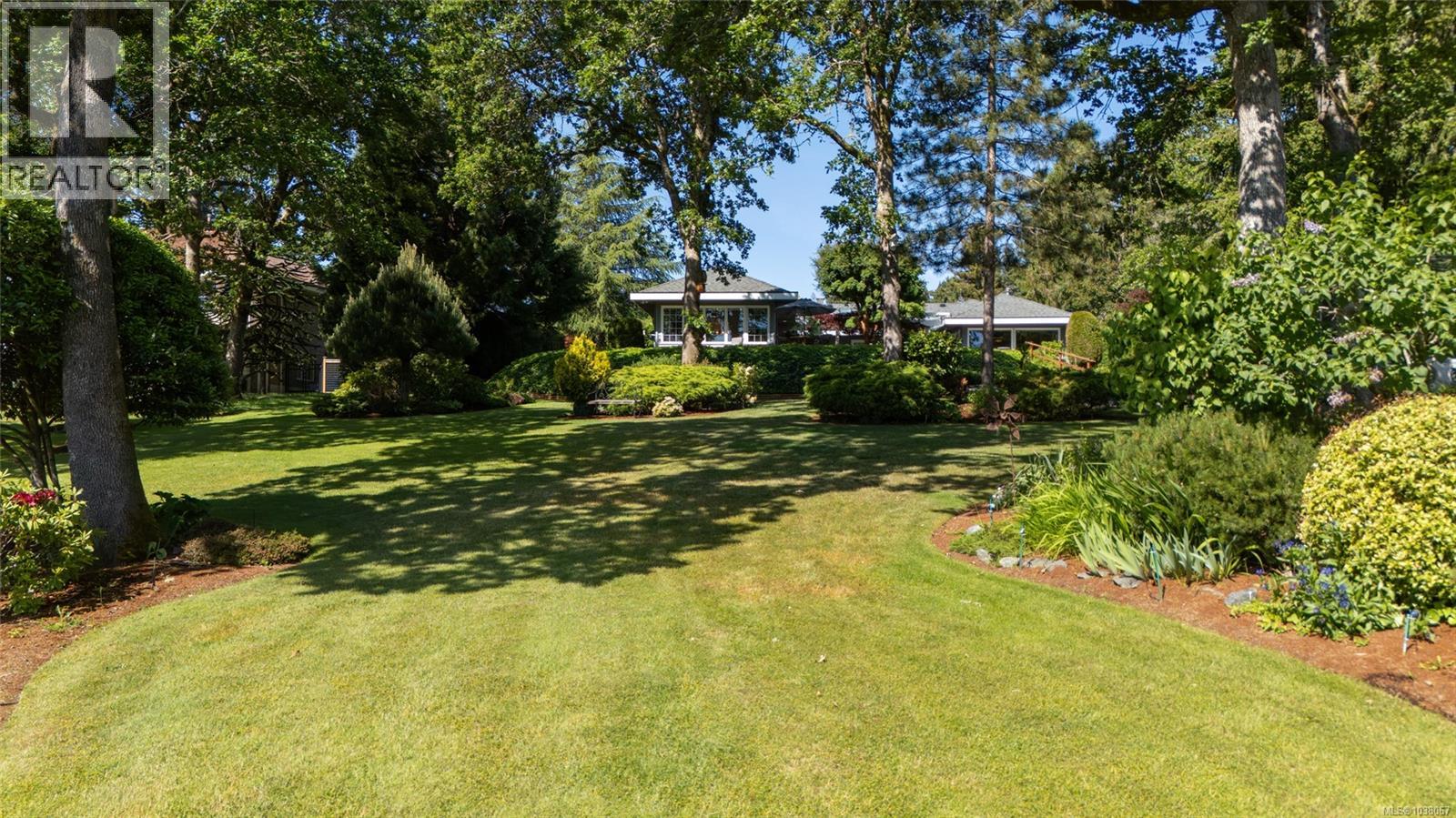 2221 Tarn Pl, Duncan