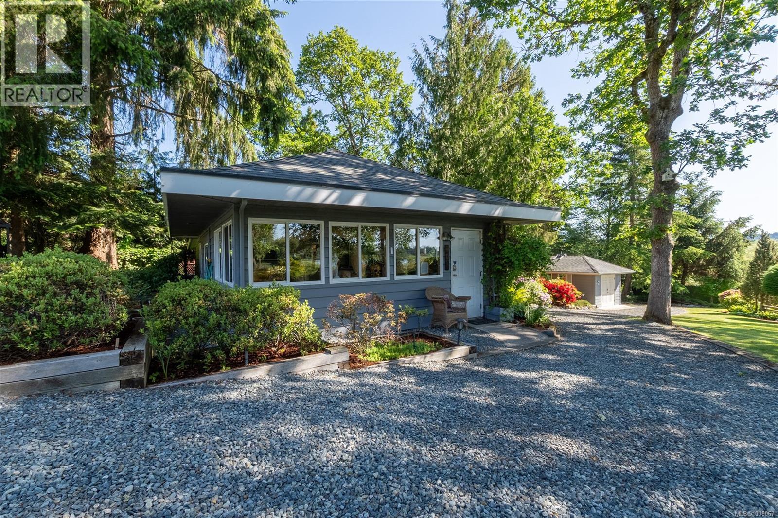 2221 Tarn Pl, Duncan