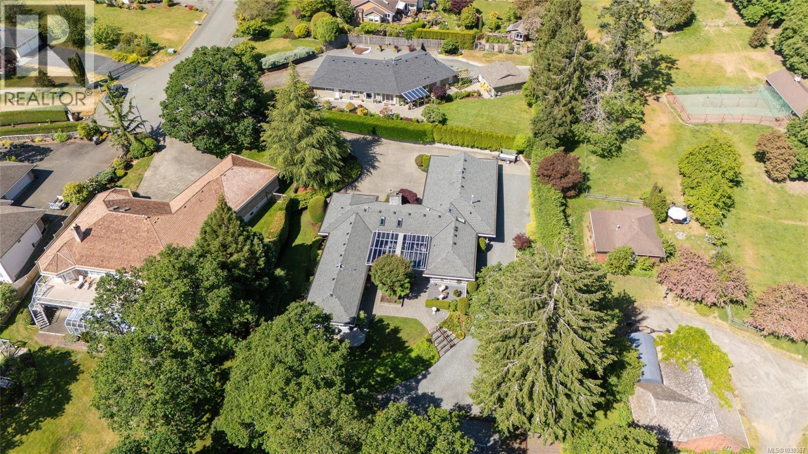 2221 Tarn Pl, Duncan