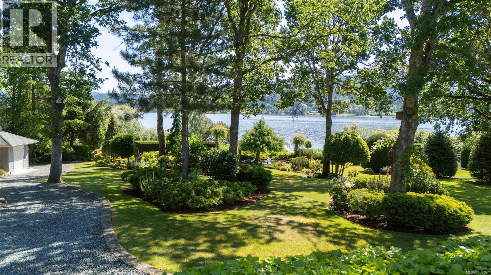 2221 Tarn Pl, Duncan