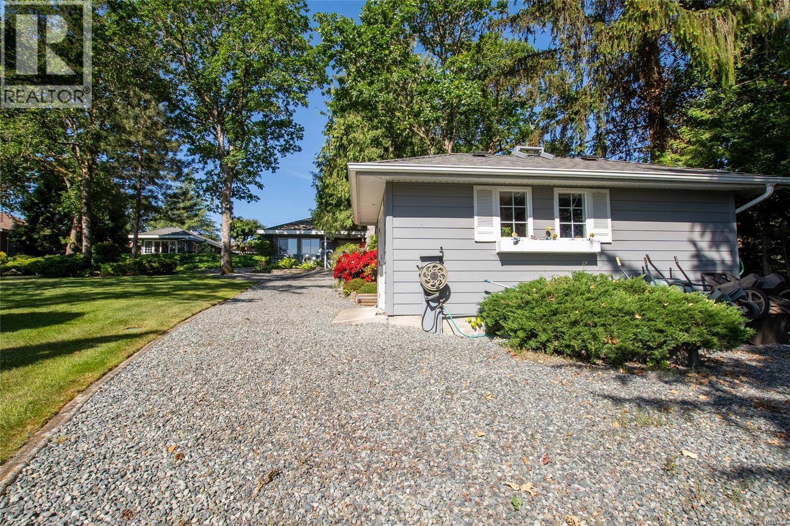 2221 Tarn Pl, Duncan