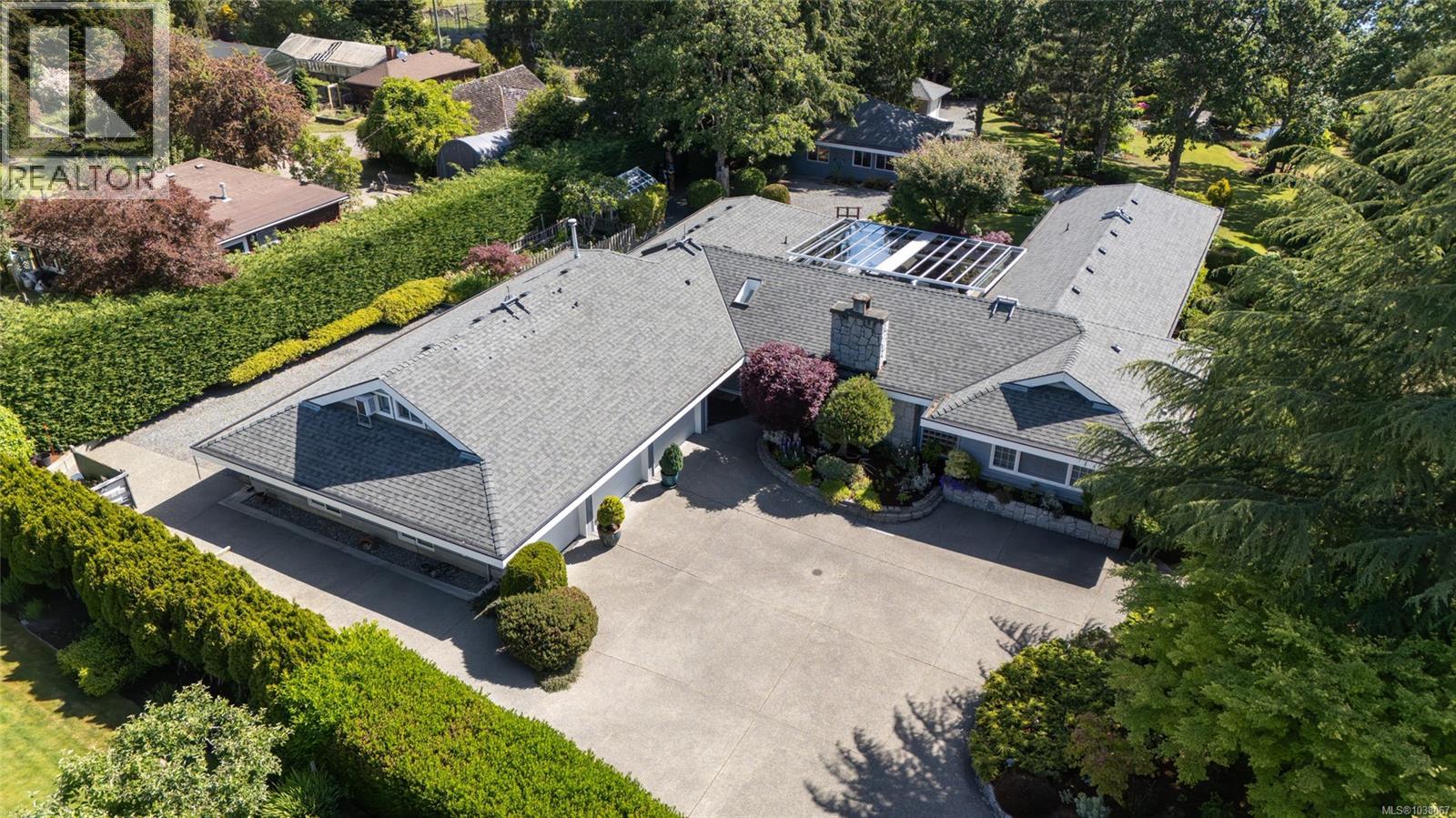 2221 Tarn Pl, Duncan