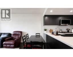 1805 3093 Windsor Gate, Coquitlam, BC V3B0N2 Photo 6
