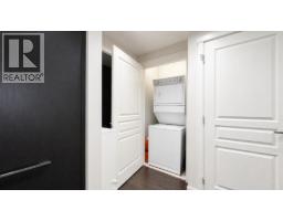 1805 3093 Windsor Gate, Coquitlam, BC V3B0N2 Photo 16
