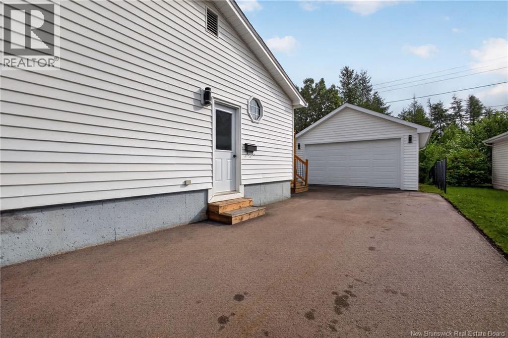 67 Lawson Avenue - 42