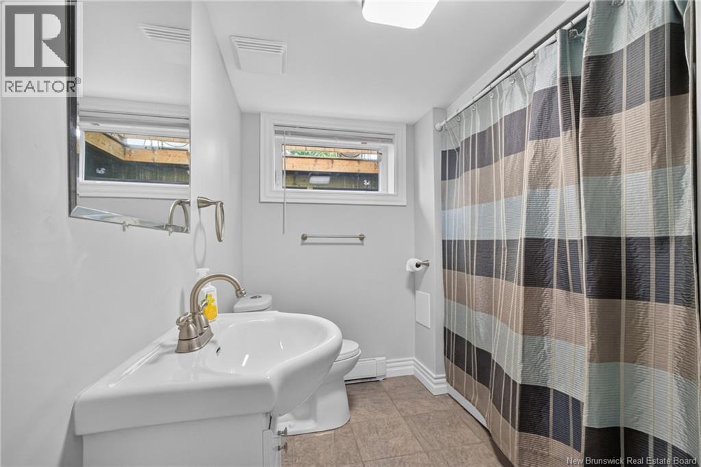 67 Lawson Avenue - Image 37