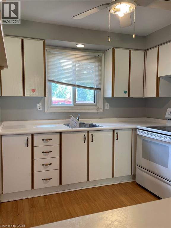#45 165 GREEN VALLEY Drive - Image 6